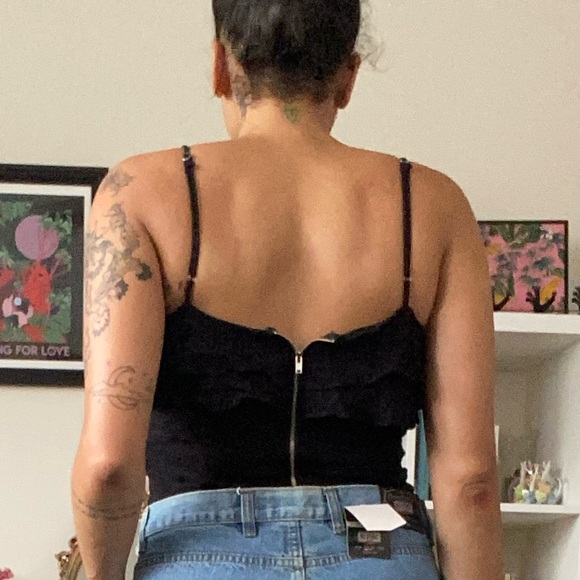 Tobi Pop-over Ruffle Tank - Picture 2 of 5